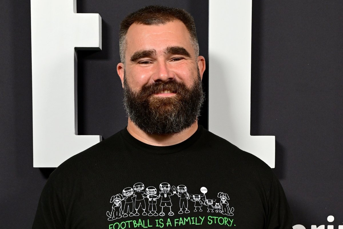 Jason Kelce Tearfully Announces NFL Retirement After 13-Season Eagles Career