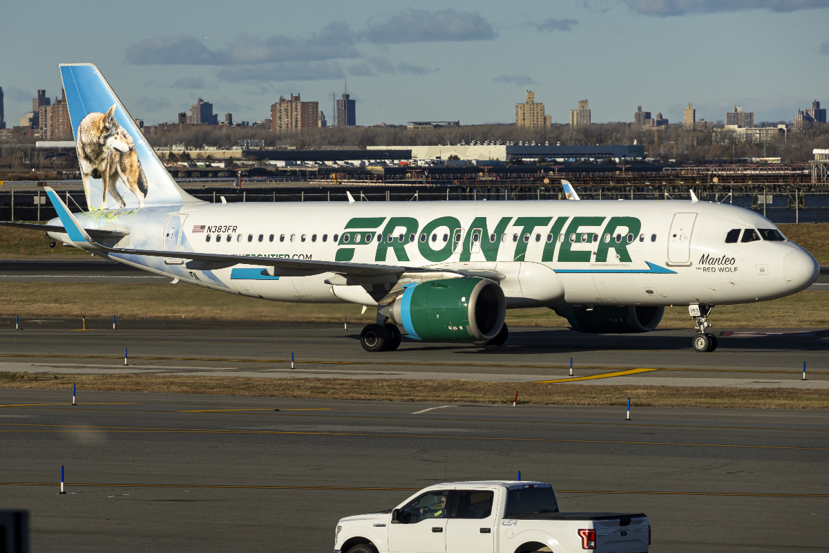 Major Airline Grounds All Flights Over Concerning Issues: Details on the Frontier Situation