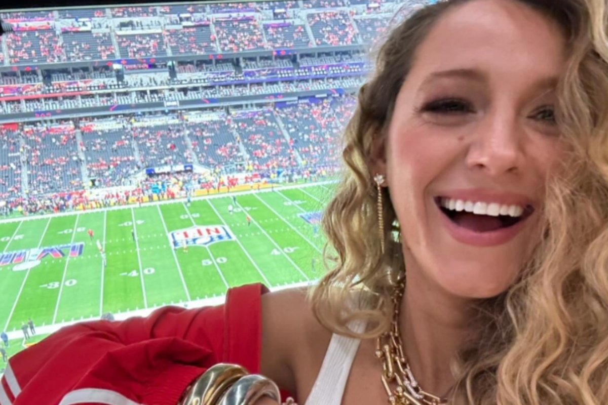 Blake Lively Says Attending Super Bowl With Taylor Swift Was Like 'The Twilight Zone'