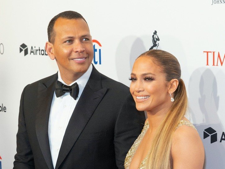 Jennifer Lopez Driven To Drink Amid Problems With Alex Rodriguez, Per Report