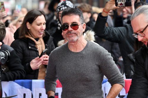 Simon Cowell's 'Scary' New Look Roasted by Plastic Surgery Experts: 'Too Much Filler'