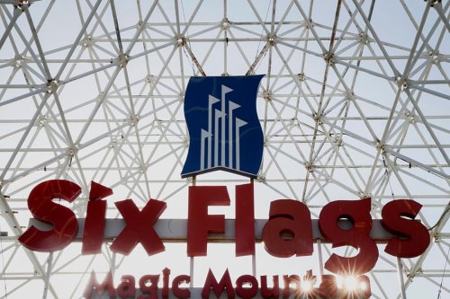 'Unreasonably Dangerous' Six Flags Ride Caused Fatal Brain Injury, Lawsuit Claims