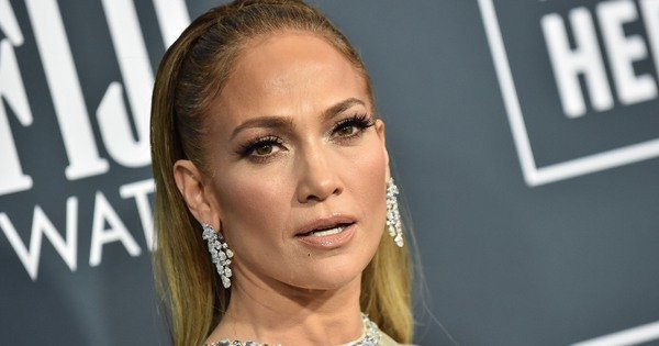 Everything Jennifer Lopez Eats In A Day To Keep A Youthful Glow
