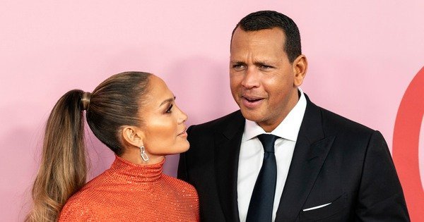Jennifer Lopez Dumping Alex Rodriguez Over His 'Doughy Dad-Bod'?