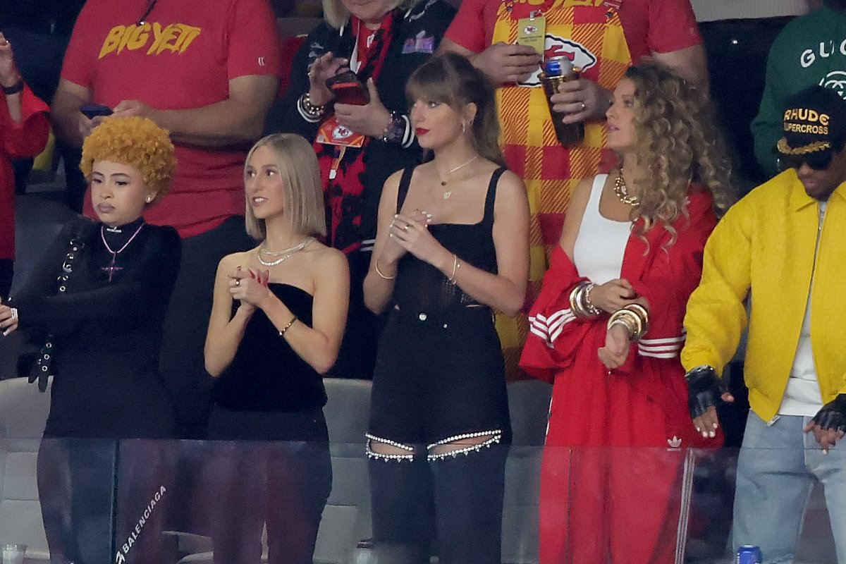 Travis Kelce's Teammate Reveals What Taylor Swift Told Him After Super Bowl-winning Catch