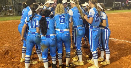 Park Vista withstands Wellington rally, reaches state softball final four for third straight season
