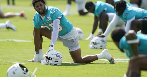 Dolphins camp: Defense snags six interceptions, three off Tua; plus stock up, stock down