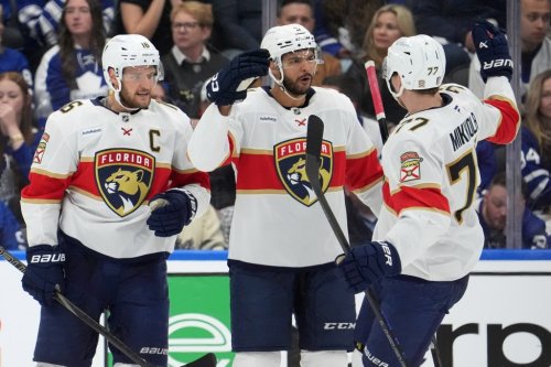Panthers rout Maple Leafs, advance to third straight Eastern Conference final