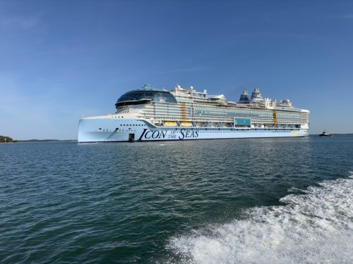 Royal Caribbean takes world’s largest cruise ship Icon of the Seas out for its first spin
