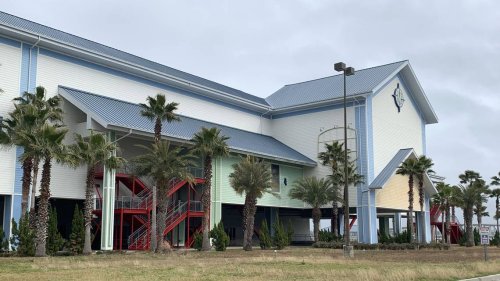 Food & rude: Hammered Harry’s is coming to former Margaritaville Casino Biloxi
