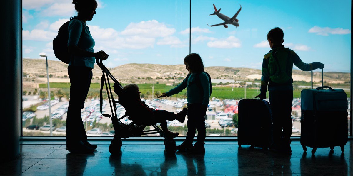 A Flight Attendant Shares the 6 Things She Wishes All Parents Knew Before Traveling with Kids