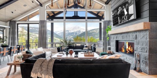 This Yellowstone Home Has a Modern-Mountain Twist—and It’s Located in a Ultra-Private, Celeb-Filled Community