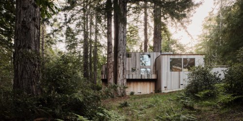 A Historic Sea Ranch Cabin Gets a Modern-Day Makeover That Prioritizes Its Stunning Surroundings
