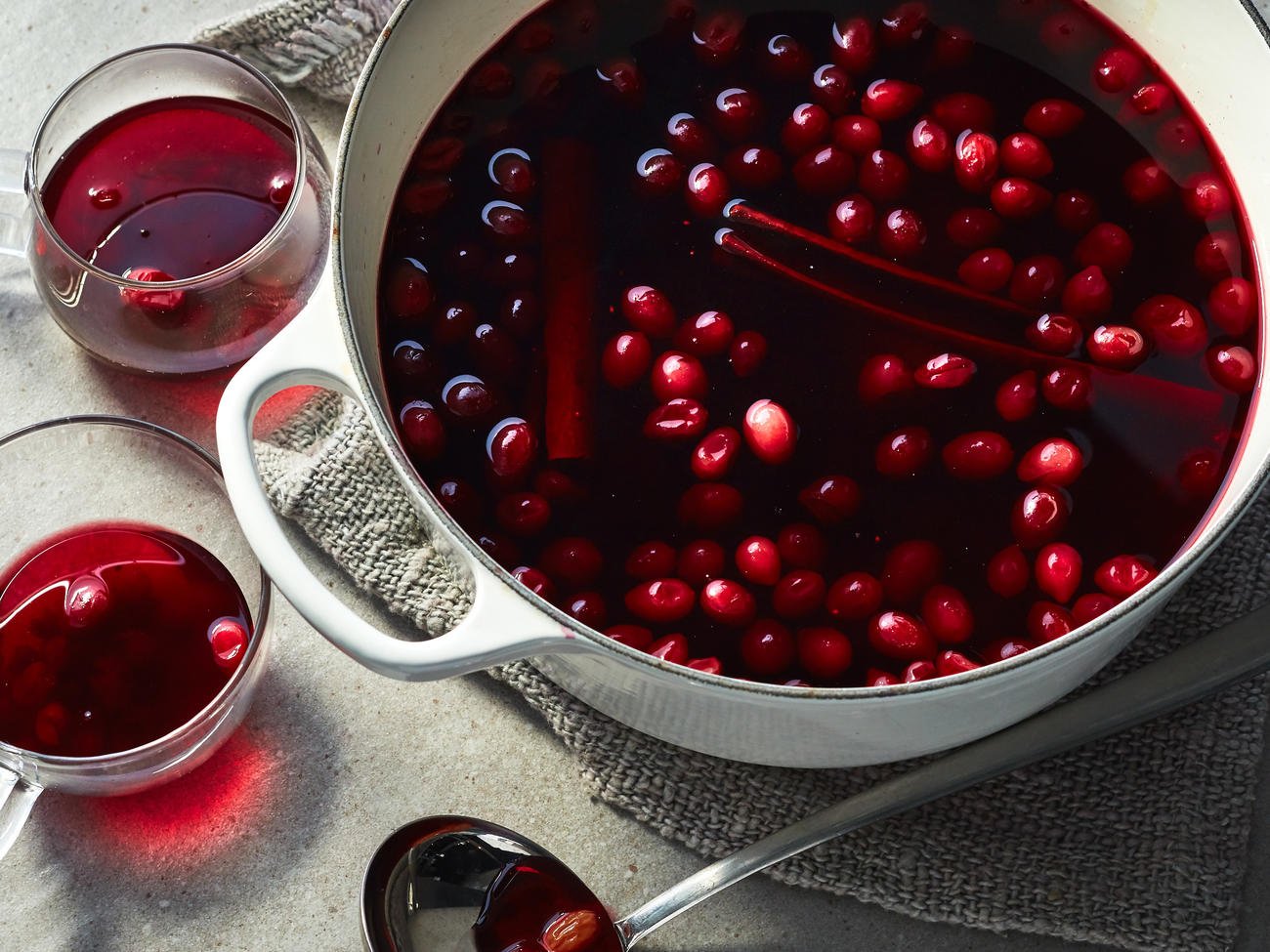 Mulled Cranberry Wine Punch