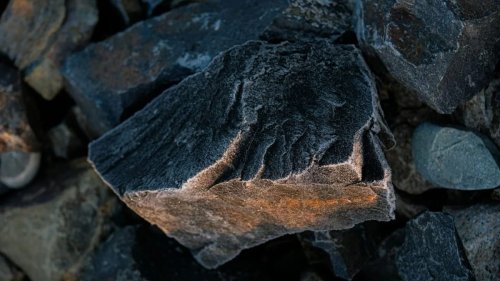 Scientists discover way to pull lithium from rocks without as many negative effects on the planet