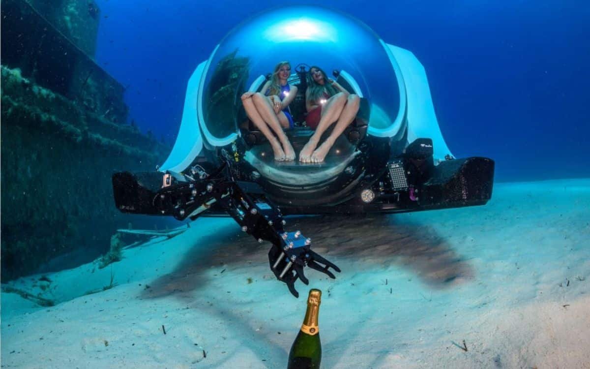 Luxury super yacht submarine enables exploration of 300-meter ocean depths