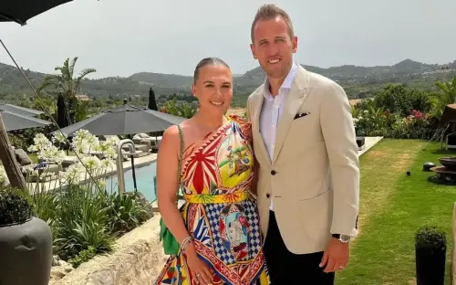 Harry Kane is selling his old Bentley GT Supersports at a cut-price