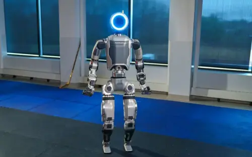Boston Dynamics reveals retiring humanoid robot Atlas being replaced by fully electric version