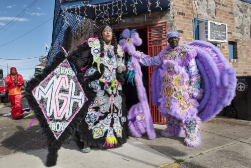 Meet the Makers Behind Remarkably Ornate Mardi Gras Costumes – SURFACE