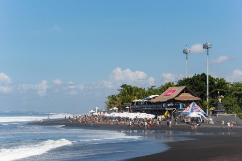 Opinion: The WSL Needs a New Dream Tour