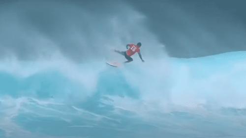 Video: Italo Ferreira Slams Surfboard in Gruesome Sunset Beach Wipeout
