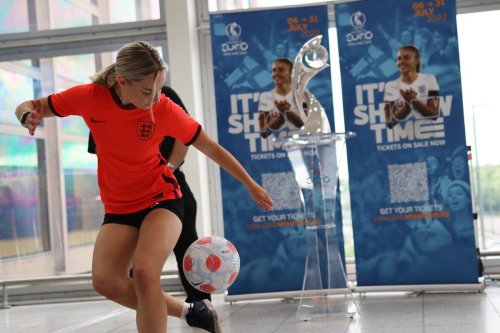 Football freestyler wows passengers as Gatwick Airport shows off UEFA Women's EURO 2022 trophy