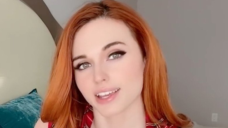 These Amouranth Clones Are Causing An Uproar
