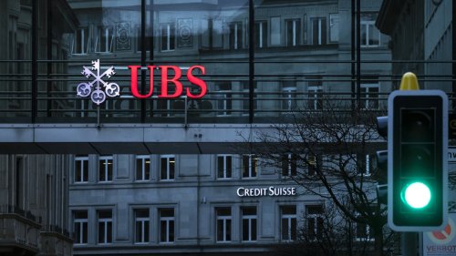 Credit Suisse stimmt der 3-Milliarden-Übernahme durch die UBS zu