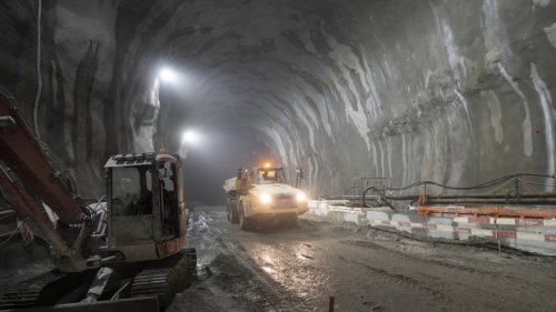 Asbestos found during Gotthard road tunnel works