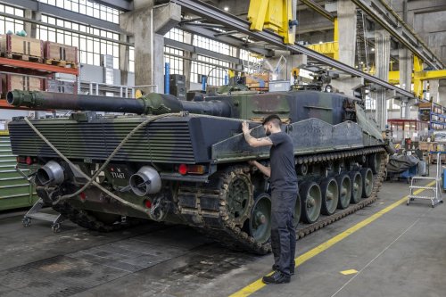 Швейцария сможет продать 25 танков «Леопард» Германии