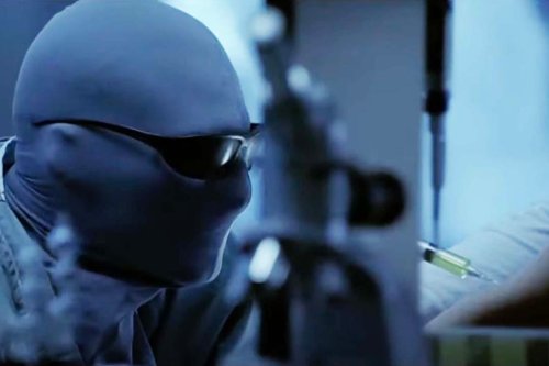 Remembering Hollow Man 2, the Movie that Made Christian Slater Disappear