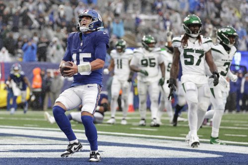 Former Syracuse QB Tommy DeVito is unexpected star in disappointing NY Giants season