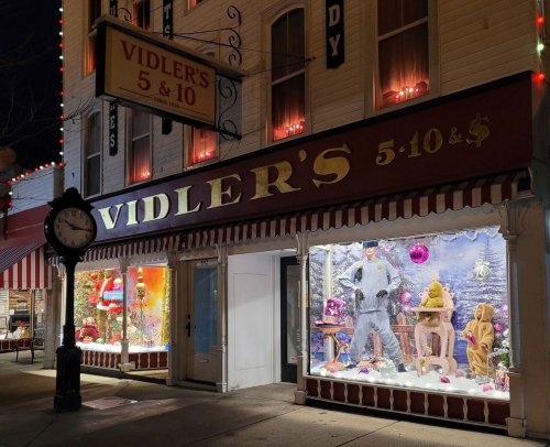Be a Grinch: Upstate NY store displays props from Jim Carrey Christmas film