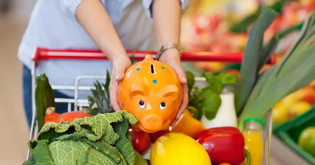 12 Smart Grocery Shopping Tips to Save on Food | WalletGenius