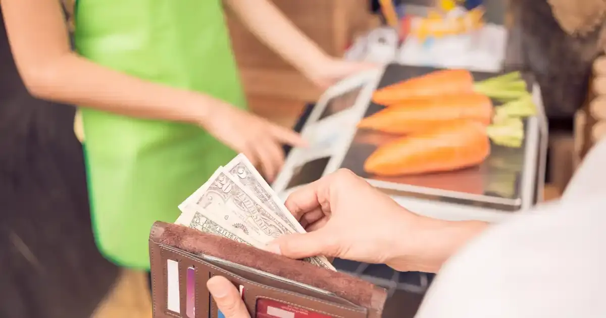 The Best Ways to Save Money on Groceries | WalletGenius