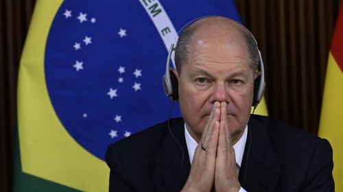 Olaf Scholz bei Lula in Brasilien: Kanzler wird im Regen stehen gelassen