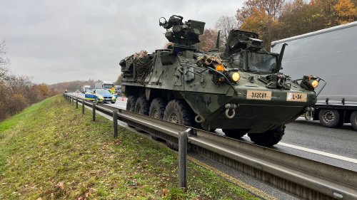 A3 bei Nürnberg: US-Panzer blockiert deutsche Autobahn – Soldaten gehen weiter