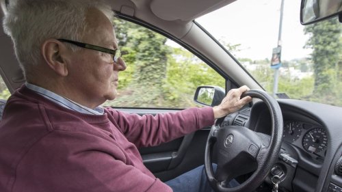 Sprit sparen: Zehn ganz einfache TÜV-Tipps, die wirklich klappen