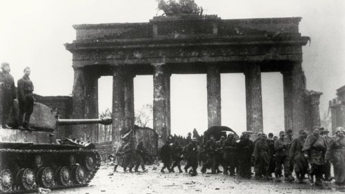 Historiker kritisiert: Ist der Begriff "Befreiung" für die Deutschen selbst angebracht?