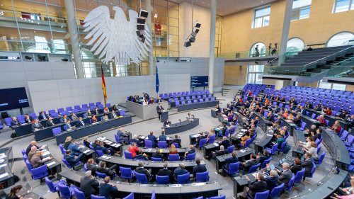Bundestag stimmt für Bürgergeld – Hartz-IV-Ersatz ab Januar 2023