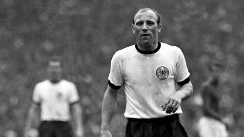 Trauerfeier in Hamburg: "Uwe Seeler war und ist die perfekte Verkörperung des Fußballs"