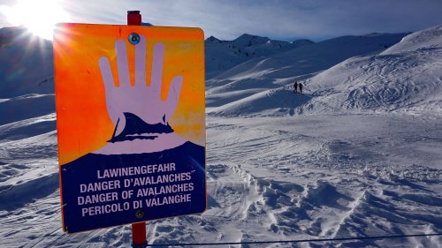 Tirol warnt vor großer Lawinengefahr – eineinhalb Meter Neuschnee
