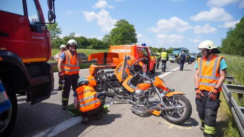 A8 bei Hohenstadt: Trike-Fahrer stirbt bei Unfall – Sozia schwer verletzt