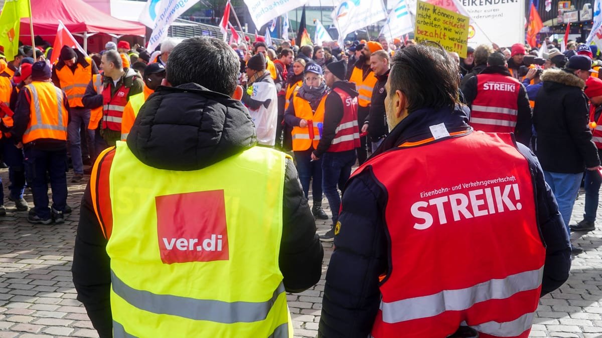 Verkehrschaos in Hamburg droht: Warnstreiks bei Fähren und Elbtunnel ab Donnerstag