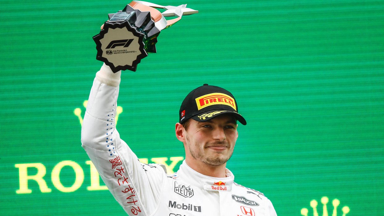 Presse zur Formel 1: "Verstappen fliegt an 'Frust-Lewis' vorbei"
