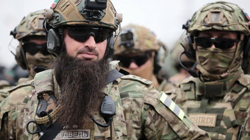 Putin schickt Spezialeinheit an die Front – so brutal sind die Kadyrowzy