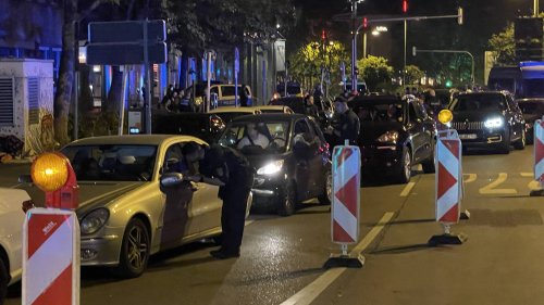 Stuttgart: Messerattacke bei Autokorso zur Erdoğan-Wahl – Lebensgefahr