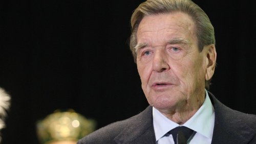 Gerhard Schröder: Schönheitschirurg analysiert optischen Wandel des Politikers