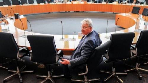 Kein Verlass mehr auf die USA? Was Deutschlands Nachrichtendiensten jetzt droht