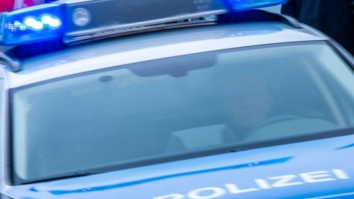 Stuttgart: Vermummte überfallen Lieferdienst – Inhaber weiß sich zu wehren